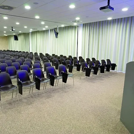 库比酒店 酒店 4*